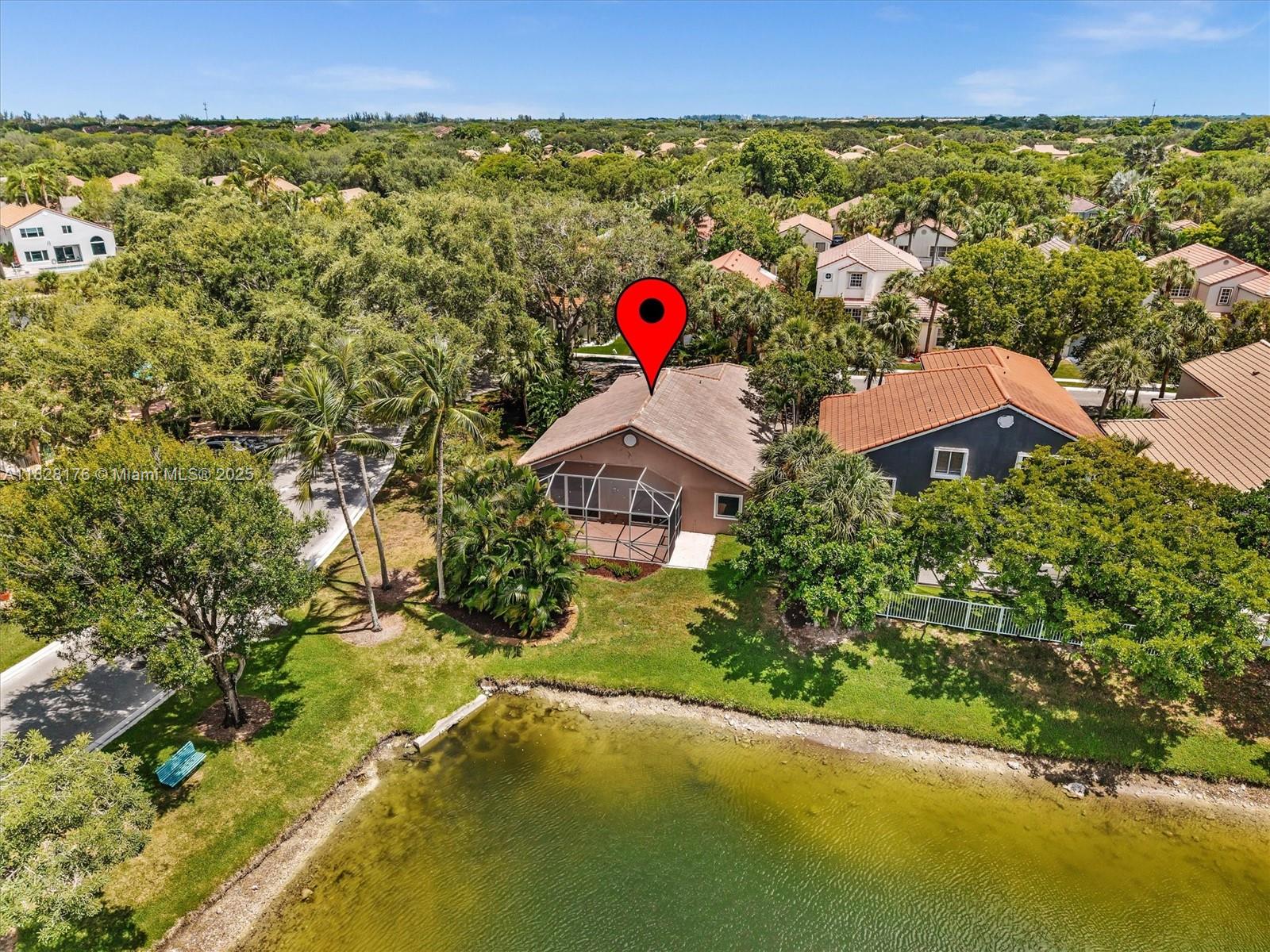 BRIDGEWATER AT PLANTATION - Residential