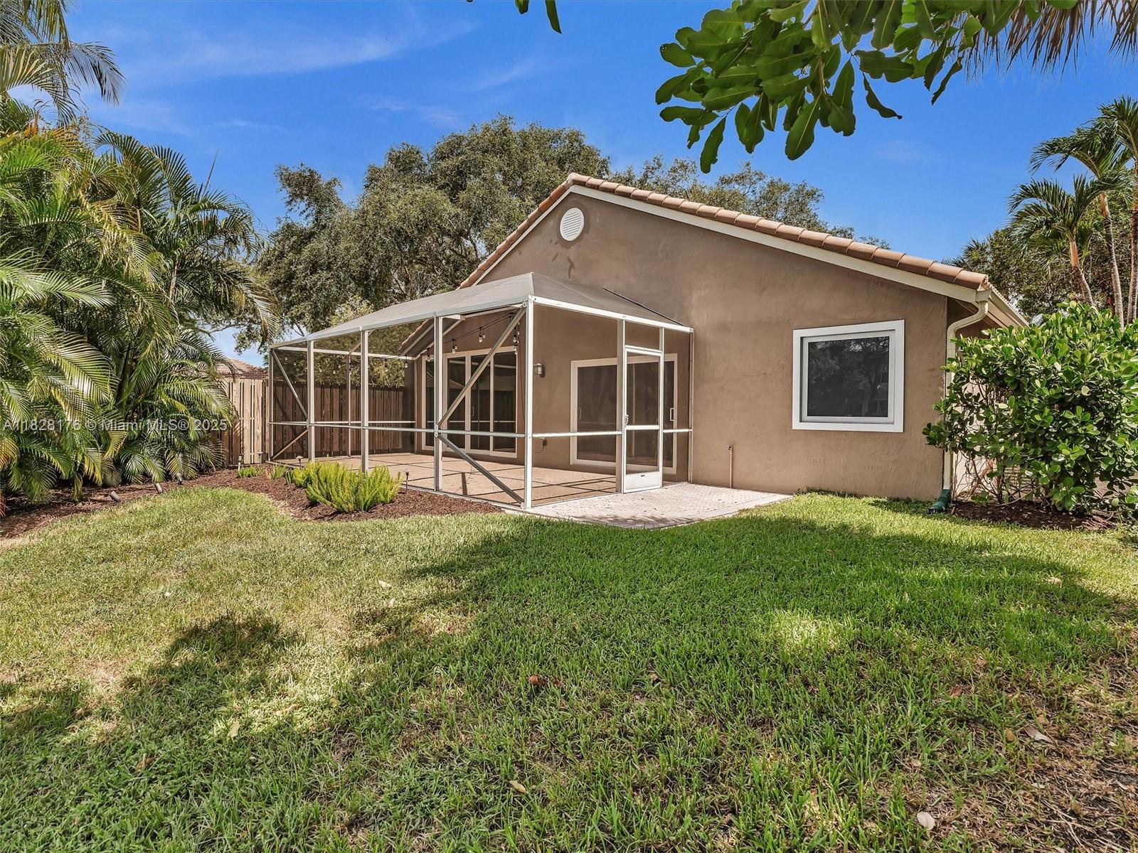 BRIDGEWATER AT PLANTATION - Residential