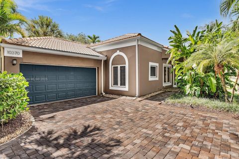 Photo of 10370 NW 11th St, Plantation, FL 33322 (MLS # A11828176)