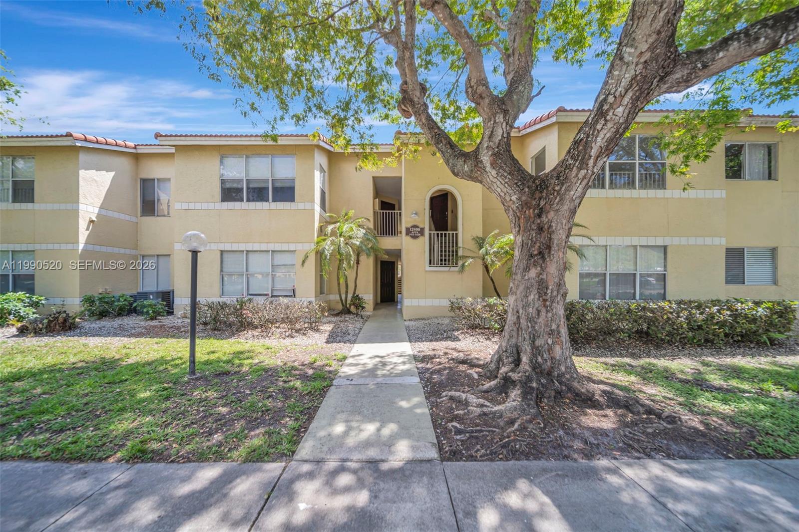 ISLES AT LAGO MAR CONDO - Residential