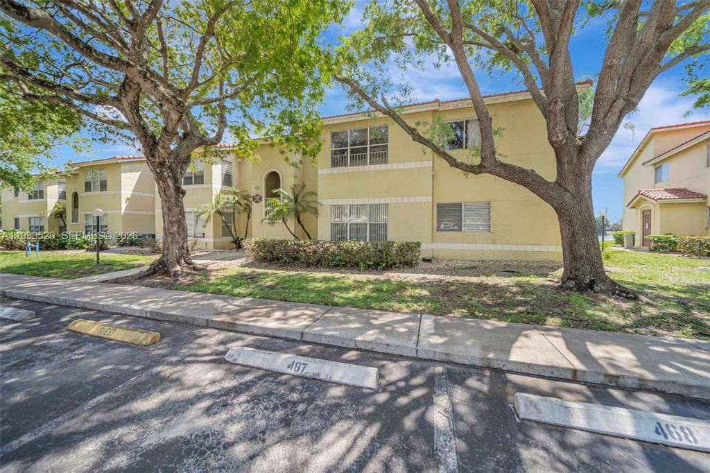 Photo of 12400 Vista Isles Dr #1417, Sunrise, FL 33325 (MLS # A11990520)