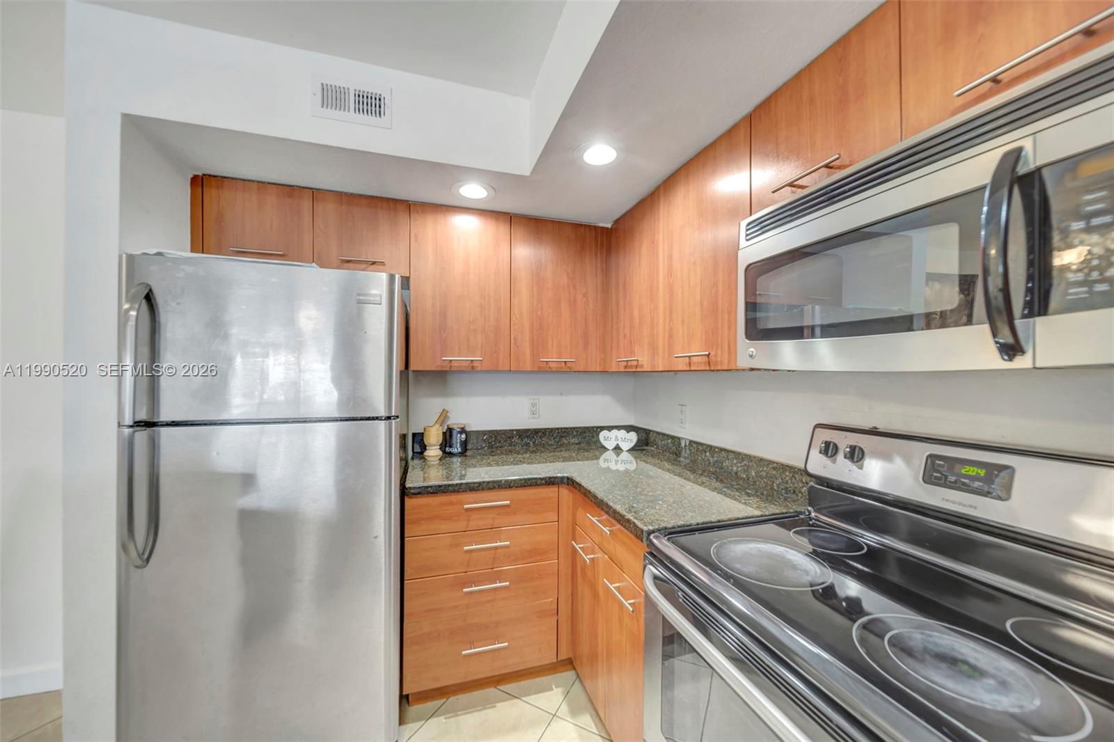 ISLES AT LAGO MAR CONDO - Residential