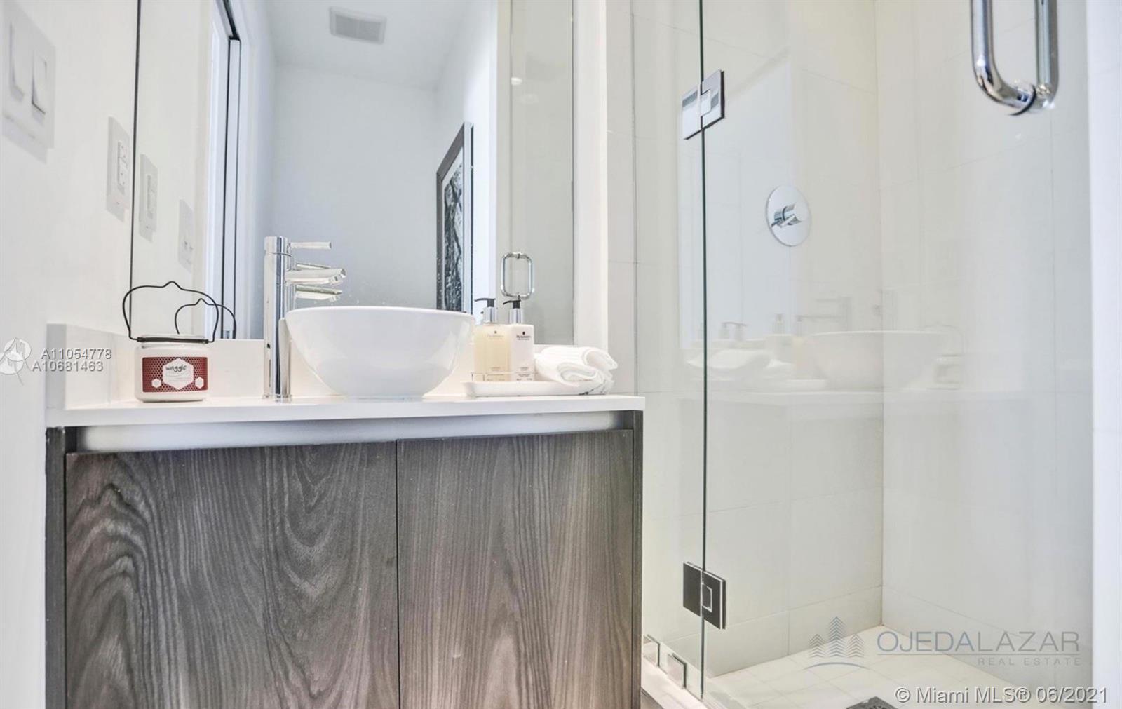 GRAN PARAISO CONDO - Residential Lease