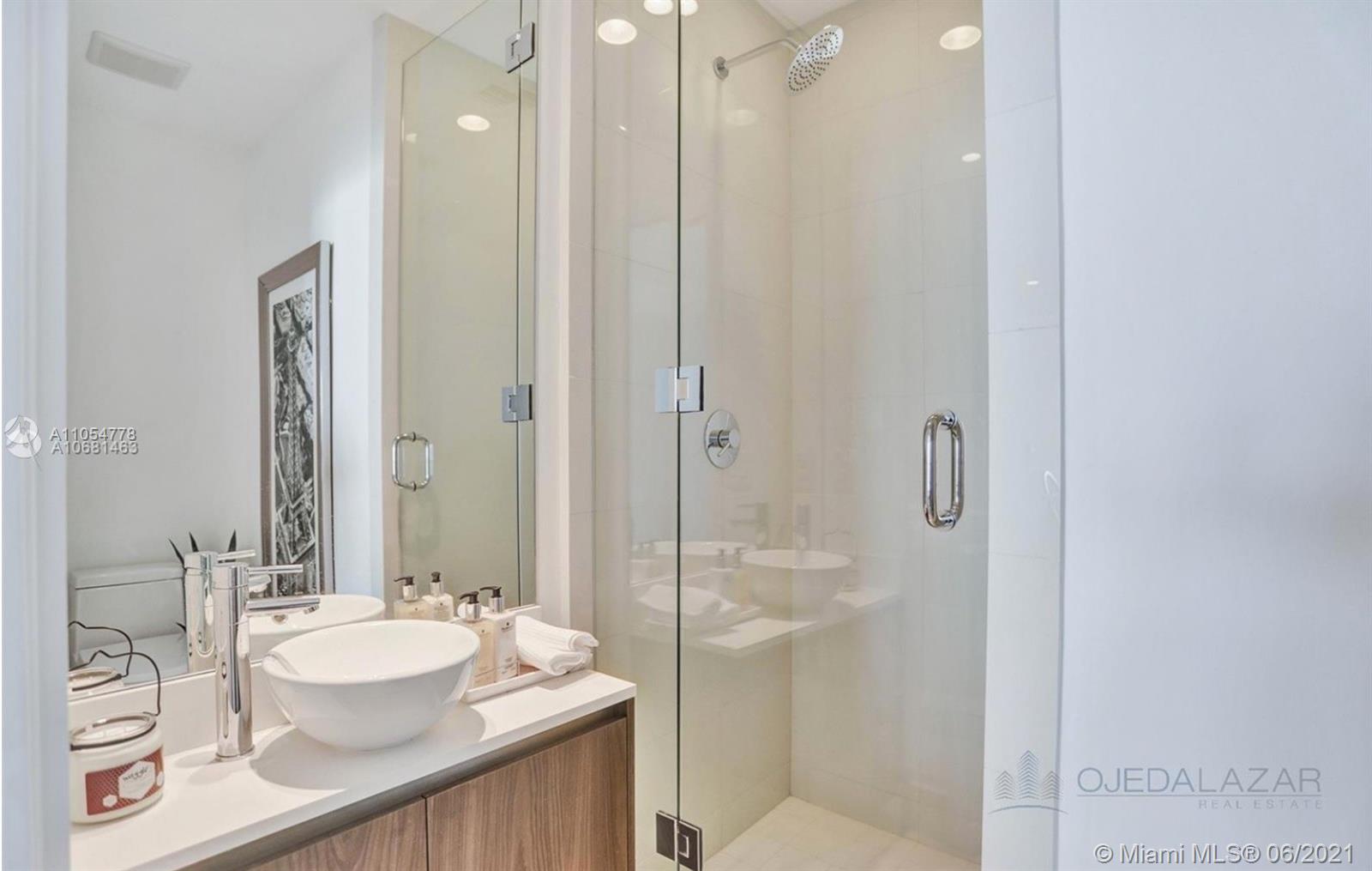 GRAN PARAISO CONDO - Residential Lease