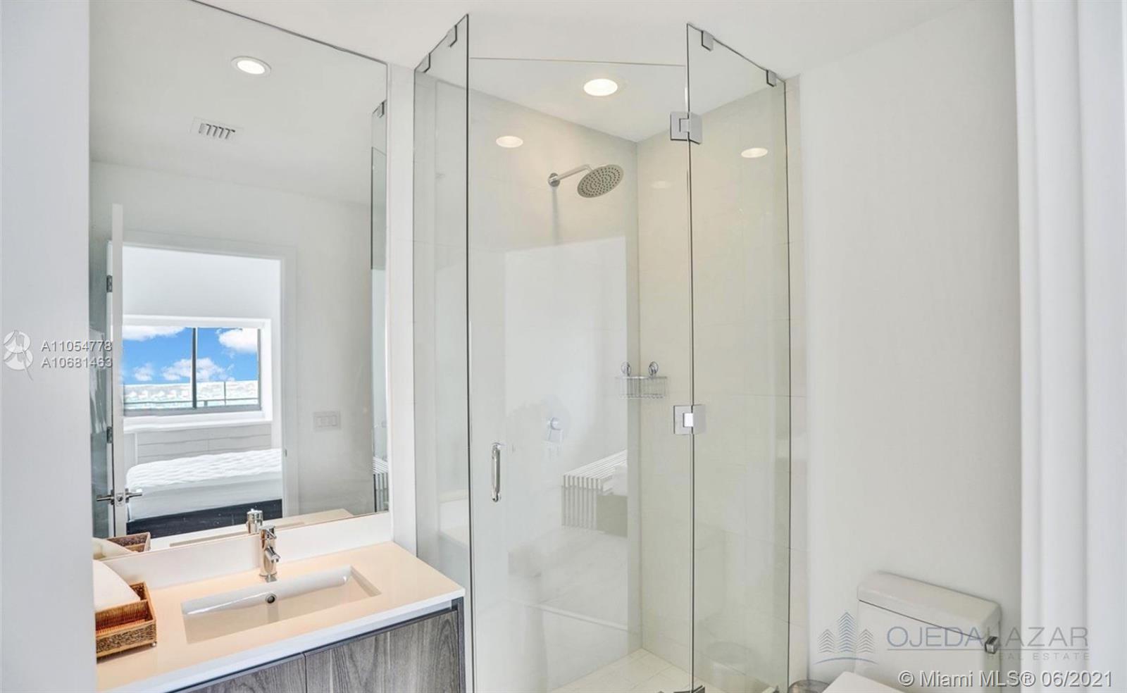 GRAN PARAISO CONDO - Residential Lease