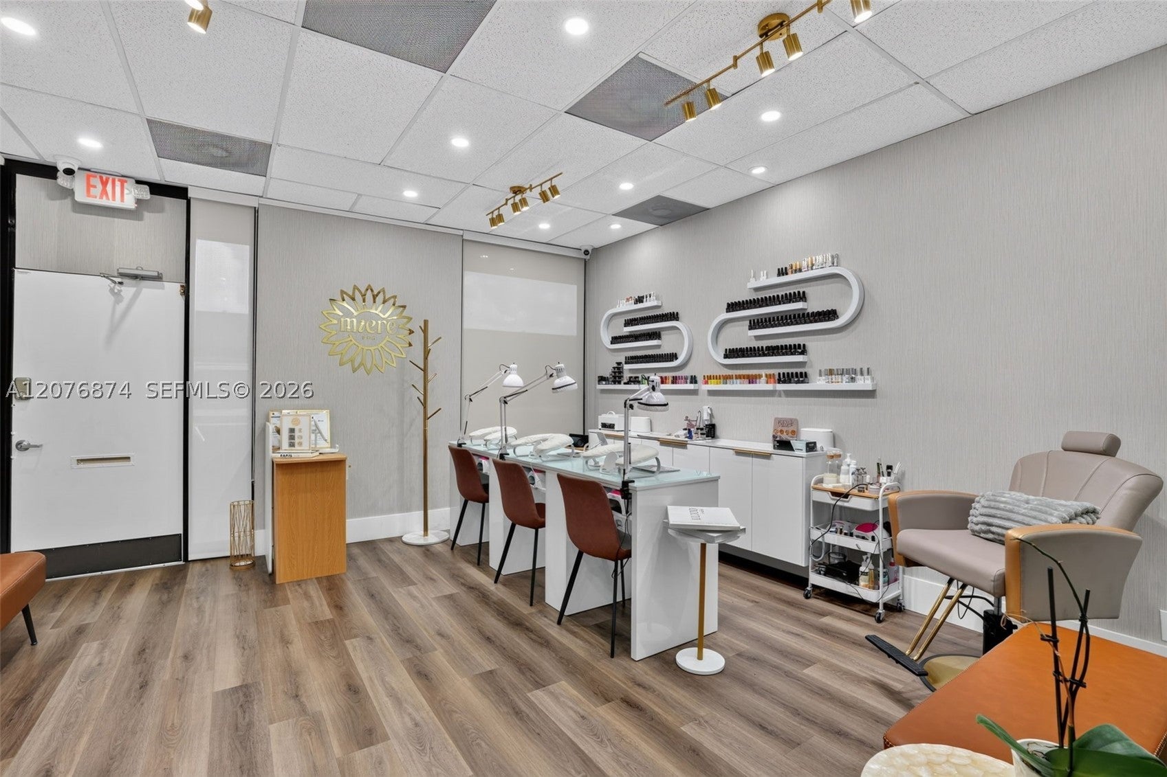 Nail Salon for Sale in in Westchester