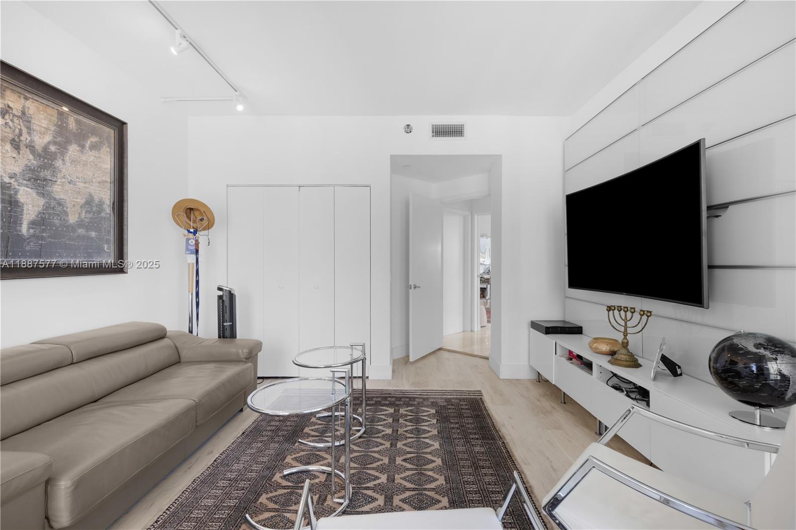 ATLANTIC II AT THE POINT - Residential