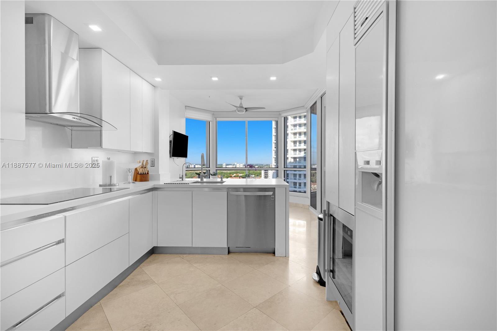 ATLANTIC II AT THE POINT - Residential