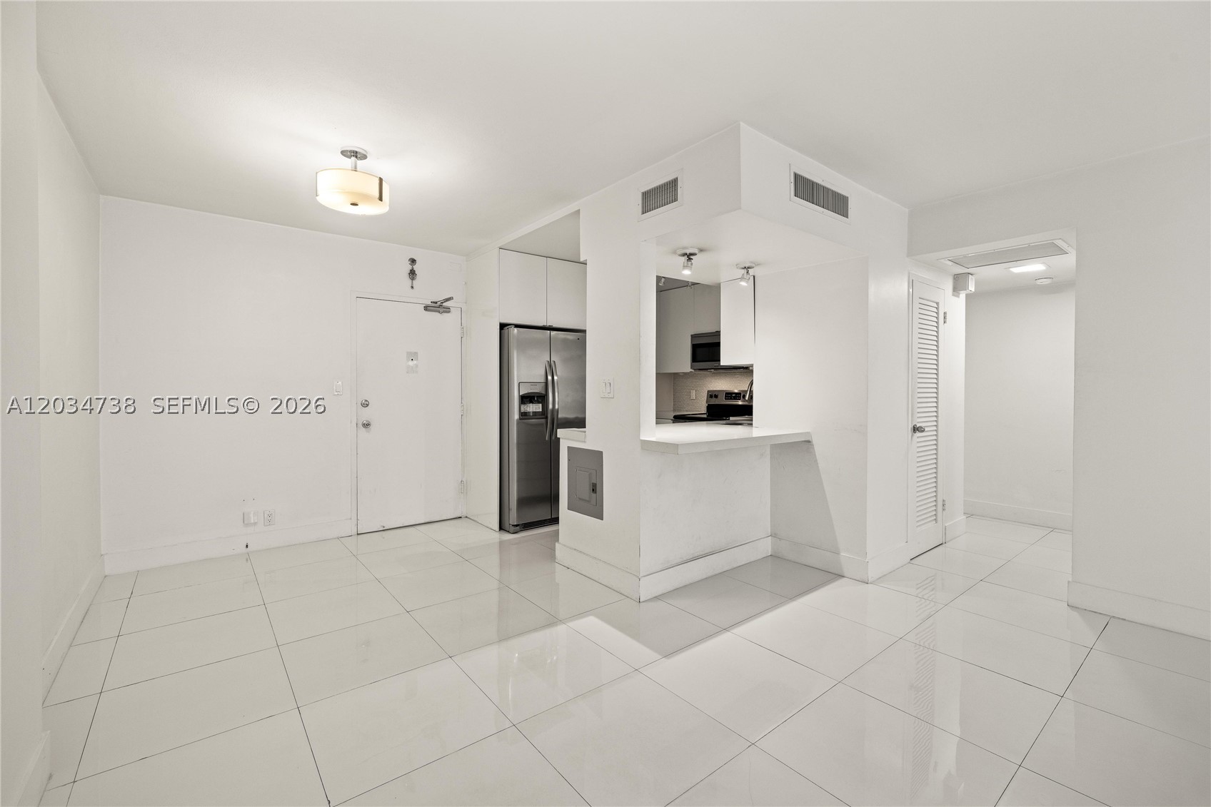 1200 West Ave 622