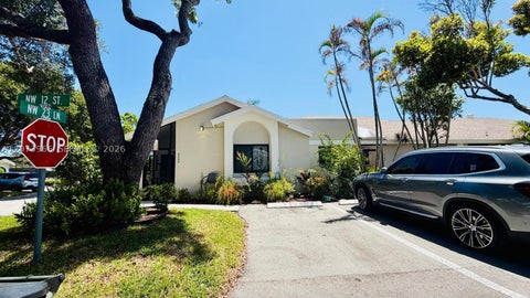 Photo of 2320 NW 12th St, Delray Beach, FL 33445 (MLS # A12073966)
