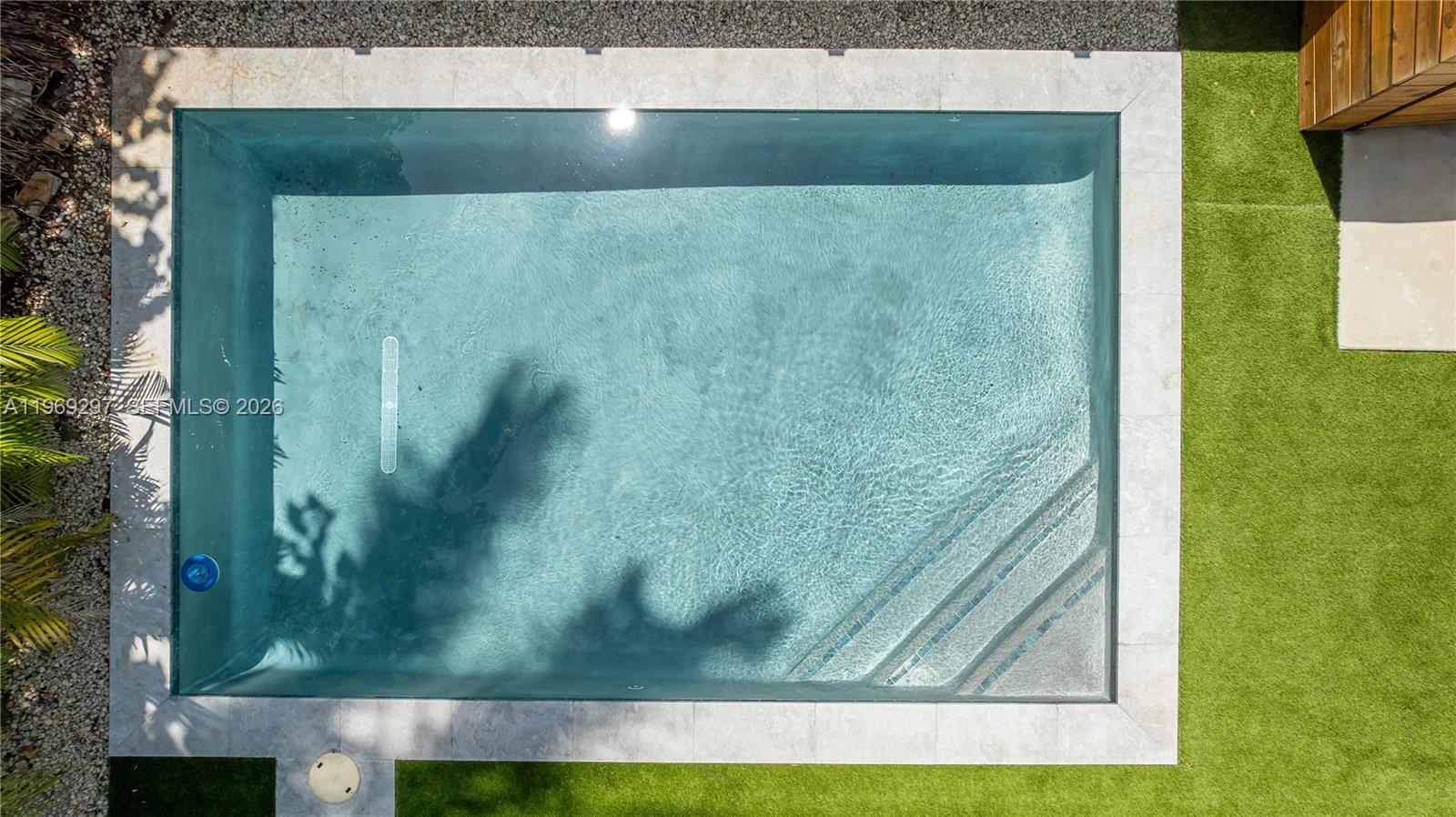 PALMHURST - Residential Lease