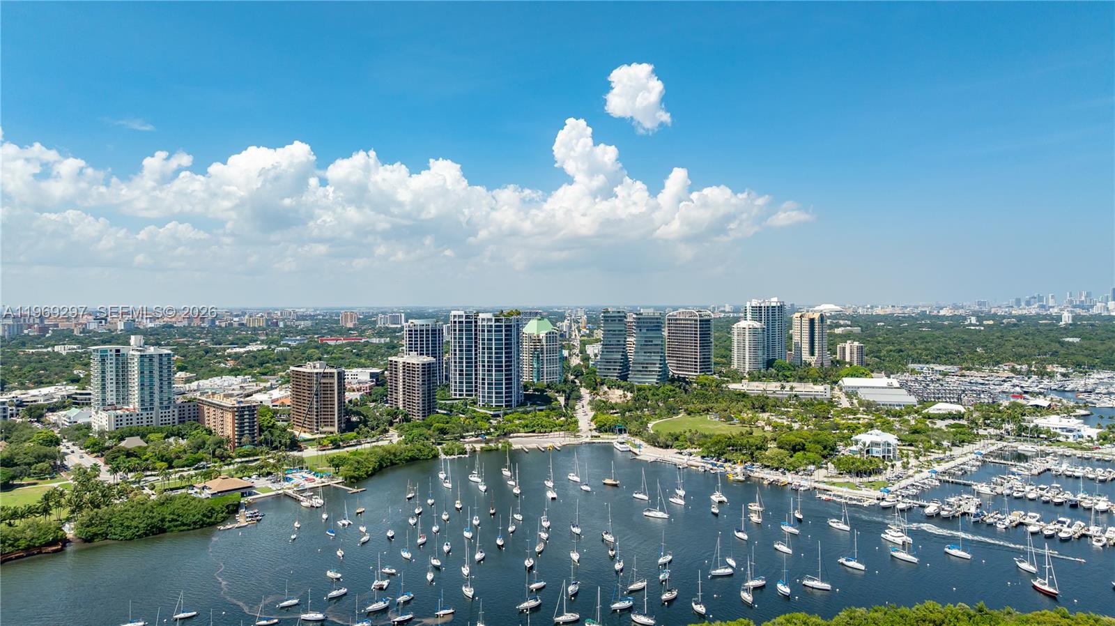 PALMHURST - Residential Lease