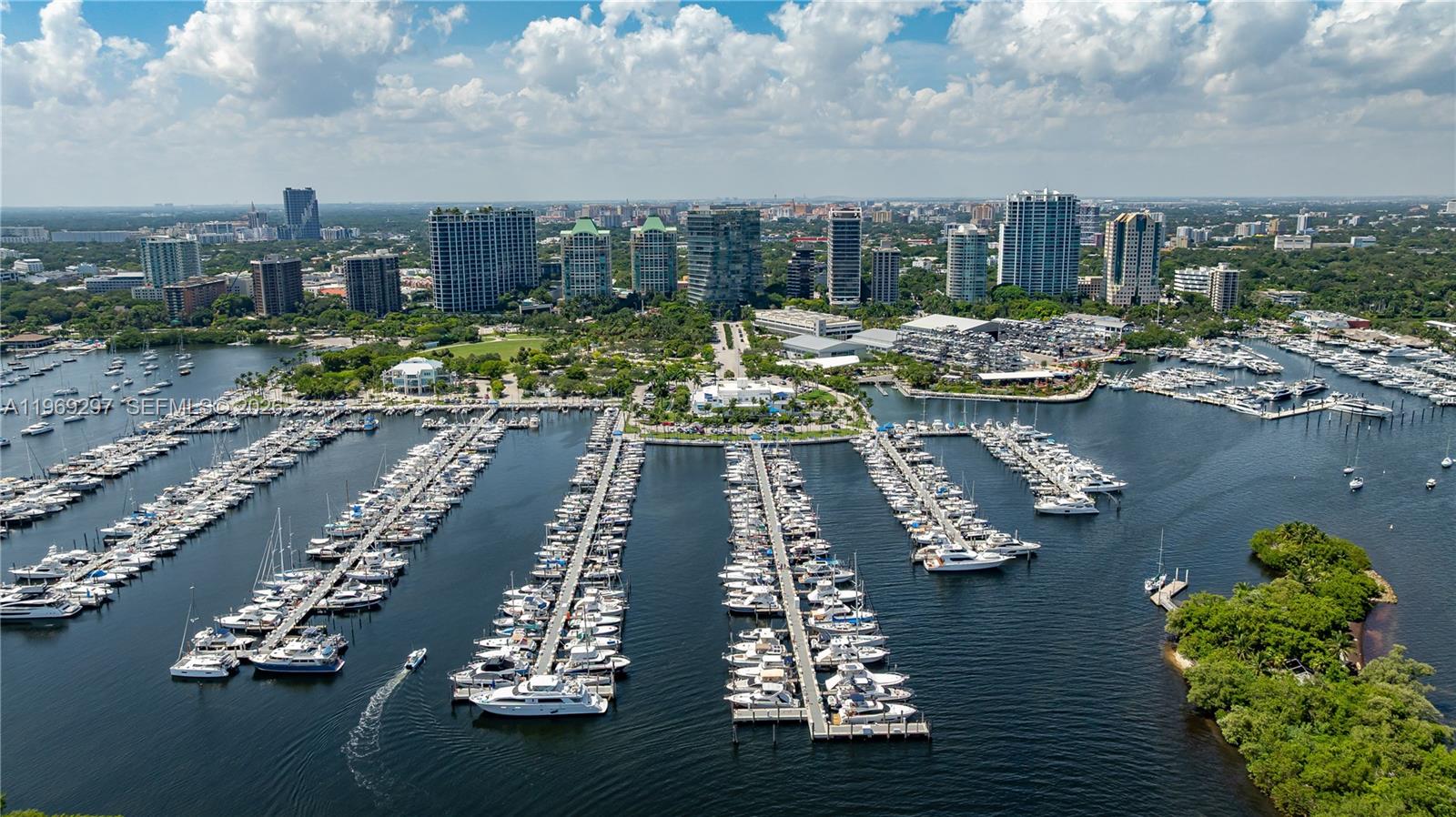 PALMHURST - Residential Lease