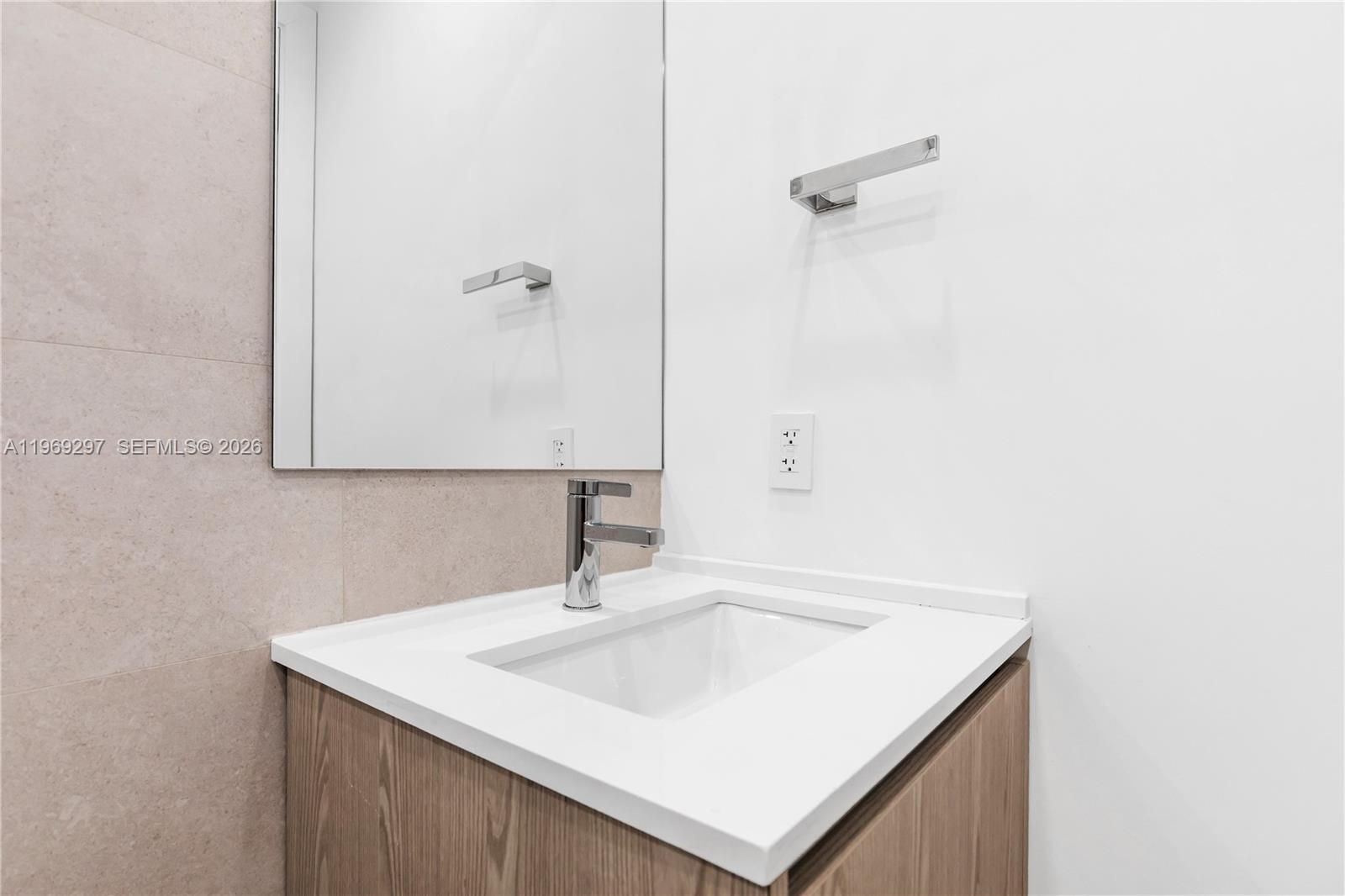 PALMHURST - Residential Lease