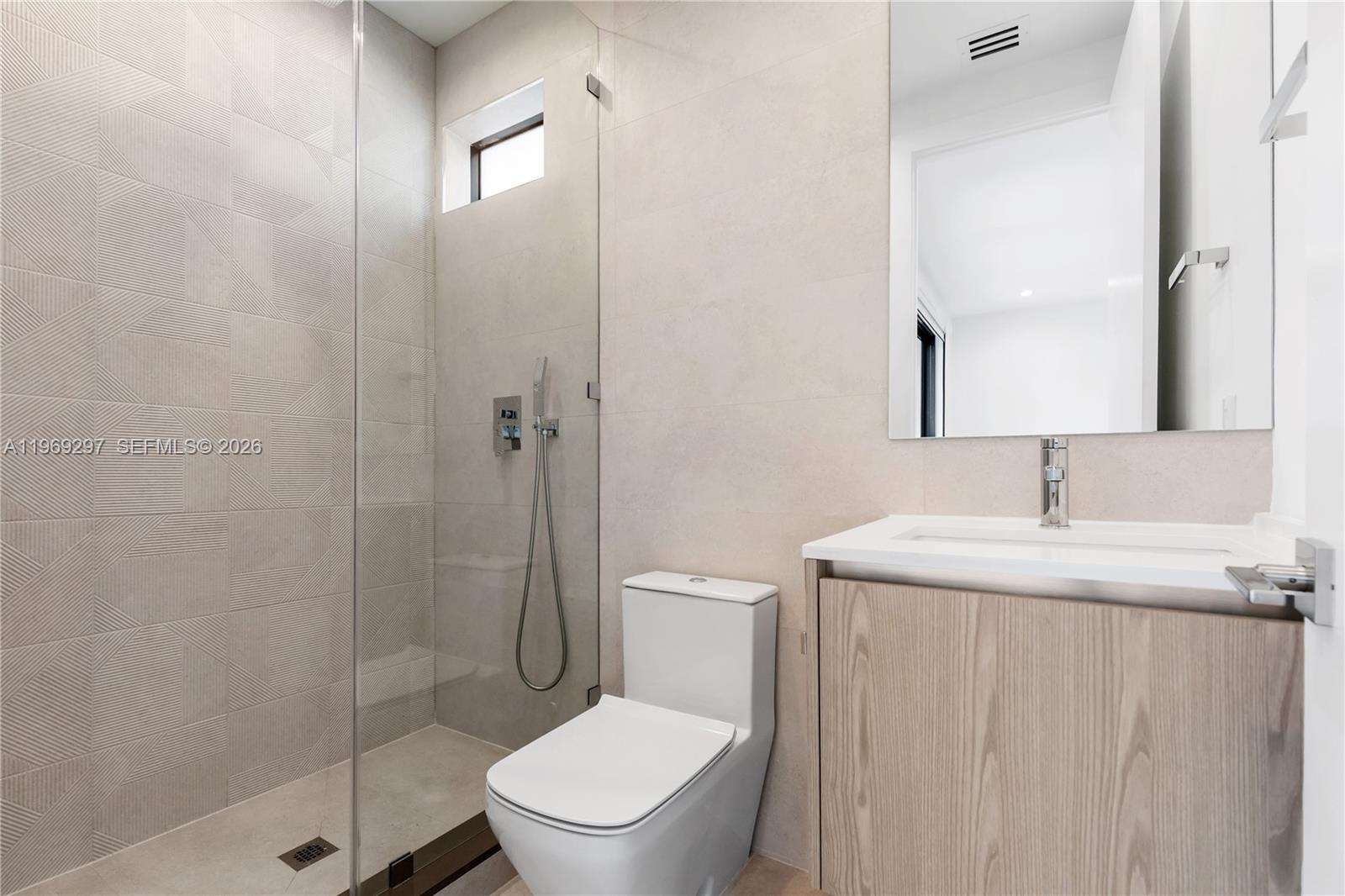 PALMHURST - Residential Lease