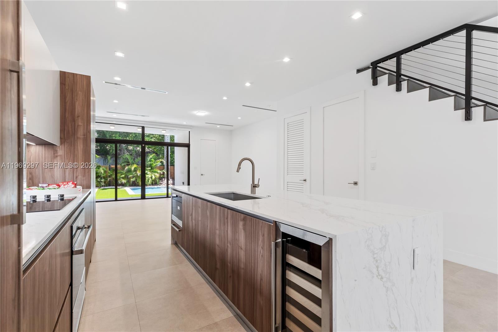 PALMHURST - Residential Lease