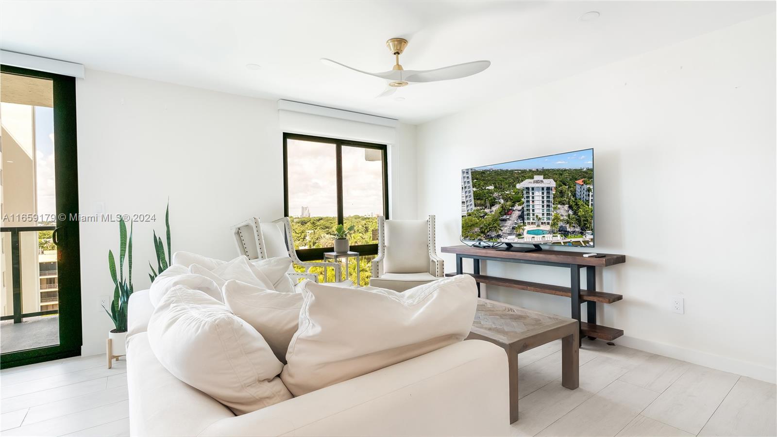1600 SOUTH BAYSHORE LANE - Residential