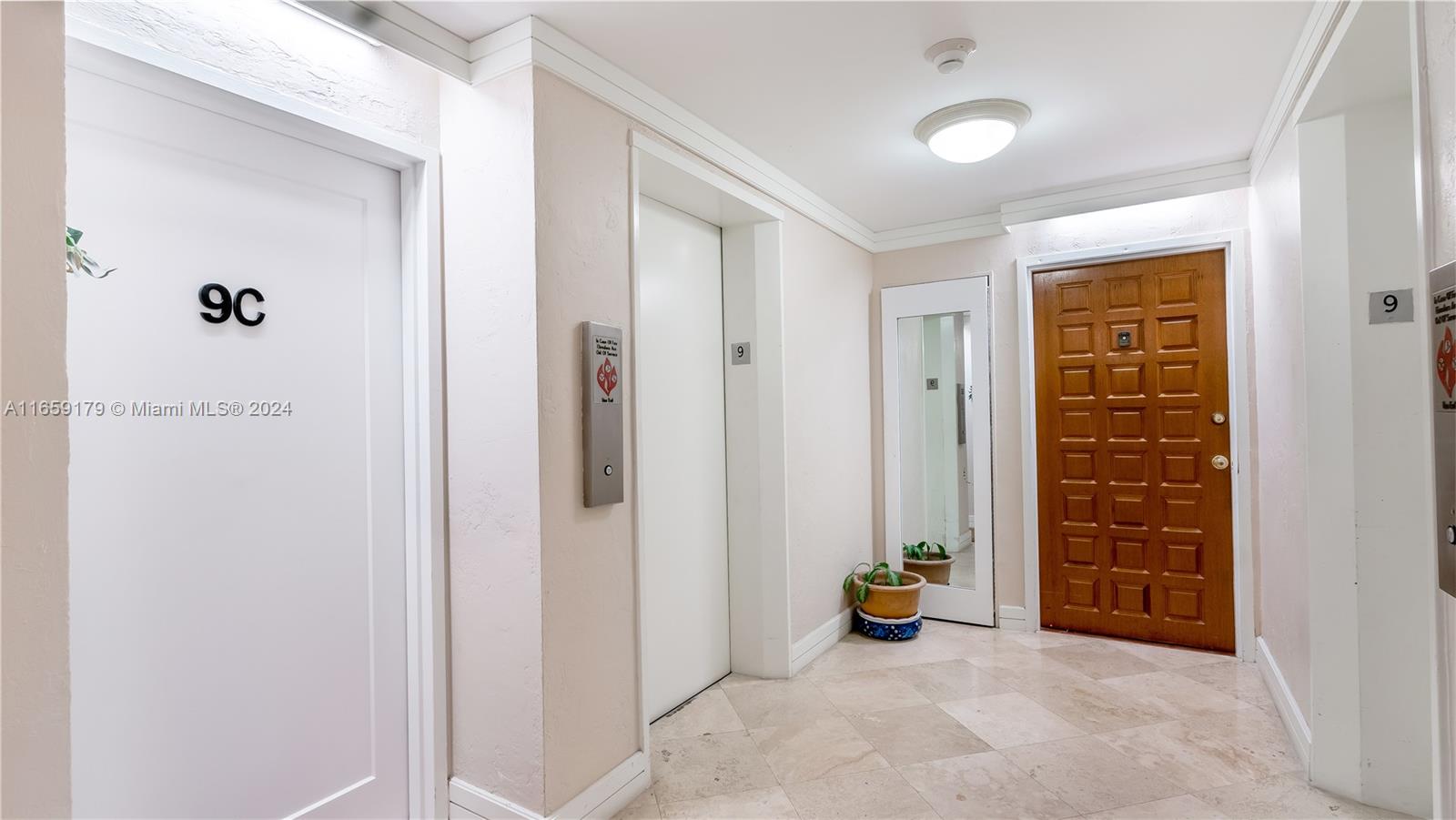 1600 SOUTH BAYSHORE LANE - Residential
