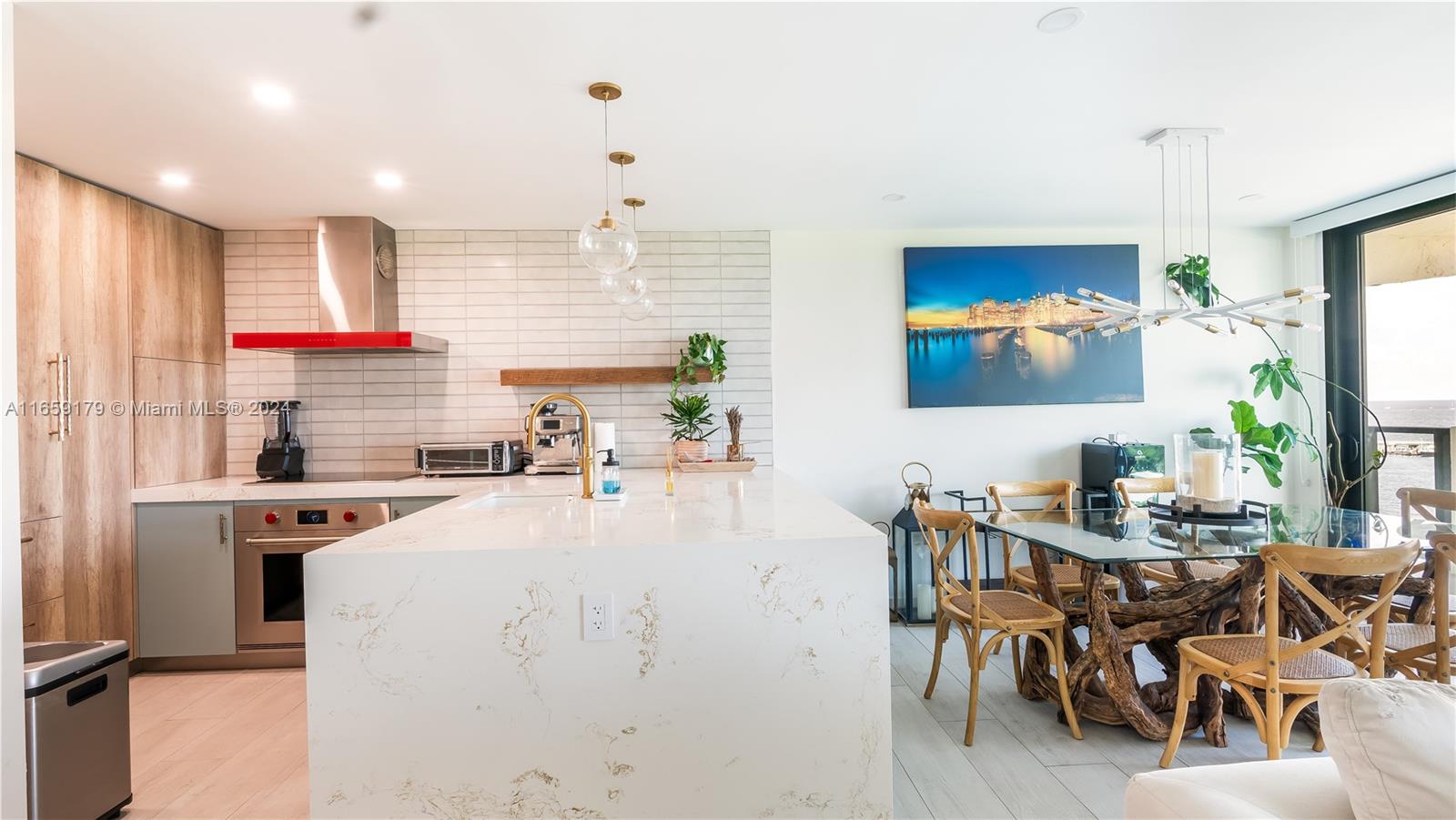 1600 SOUTH BAYSHORE LANE - Residential