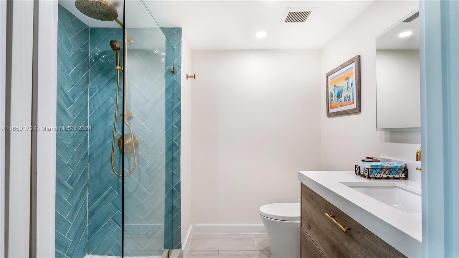 1600 SOUTH BAYSHORE LANE - Residential