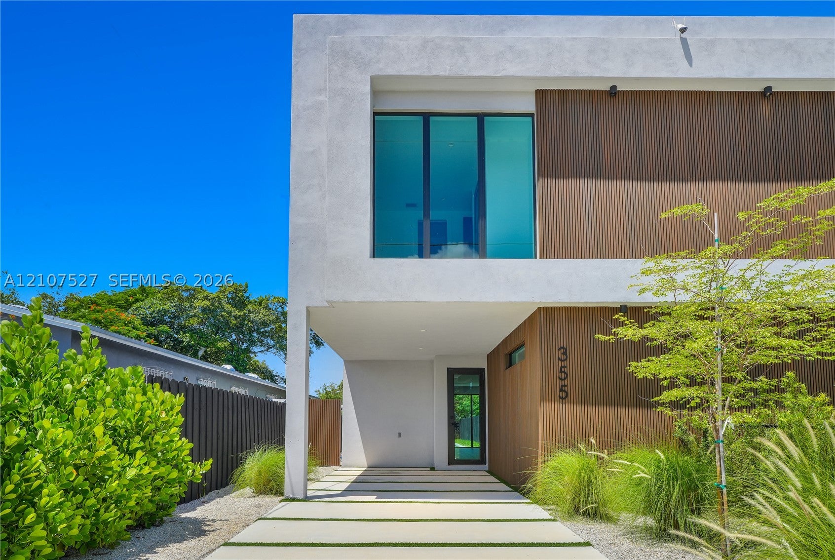 355 NW 50th St