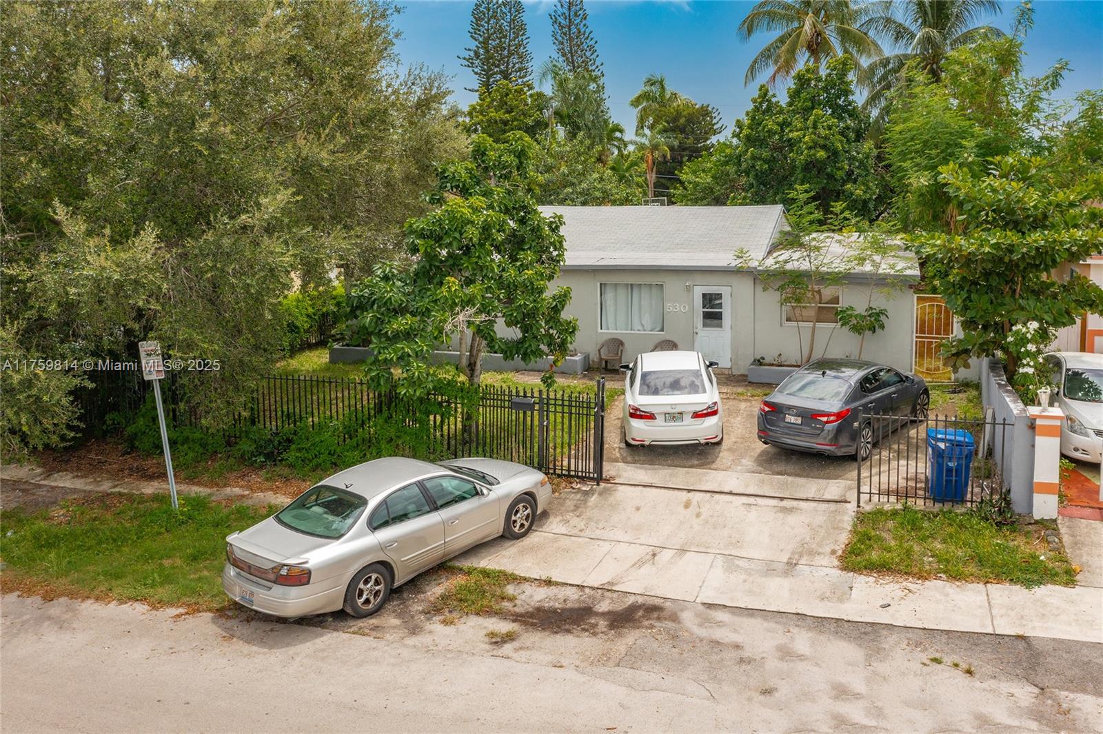 Rental Property at 530 Nw 109th St, Miami, Broward County, Florida - Bedrooms: 3 
Bathrooms: 1  - $3,500 MO.