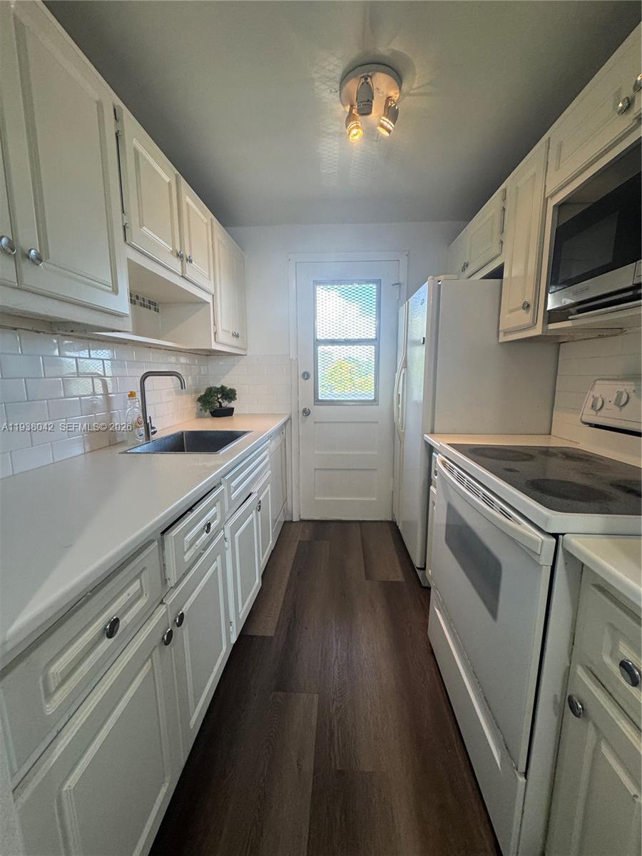 1475 TERRA TOWERS CONDO - Residential