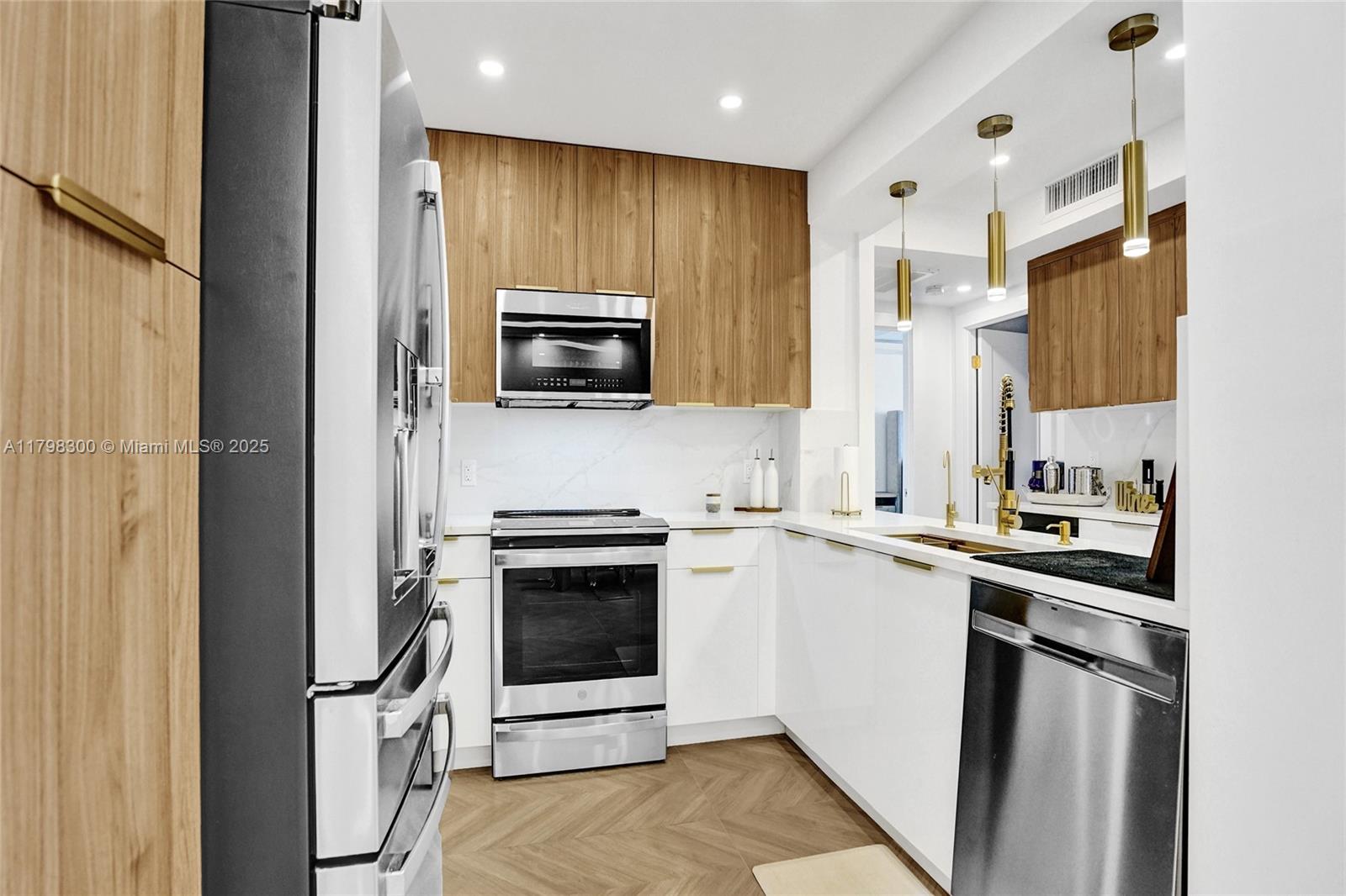 HEMISPHERES CONDO - Residential