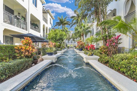 Tiny photo for 3127 Waterside Cir, Boynton Beach, FL 33435 (MLS # A12038670)