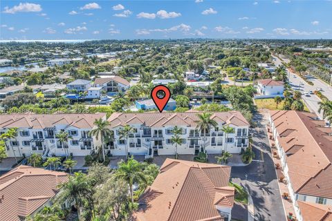 Tiny photo for 3127 Waterside Cir, Boynton Beach, FL 33435 (MLS # A12038670)