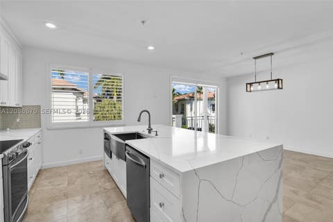 Tiny photo for 3127 Waterside Cir, Boynton Beach, FL 33435 (MLS # A12038670)