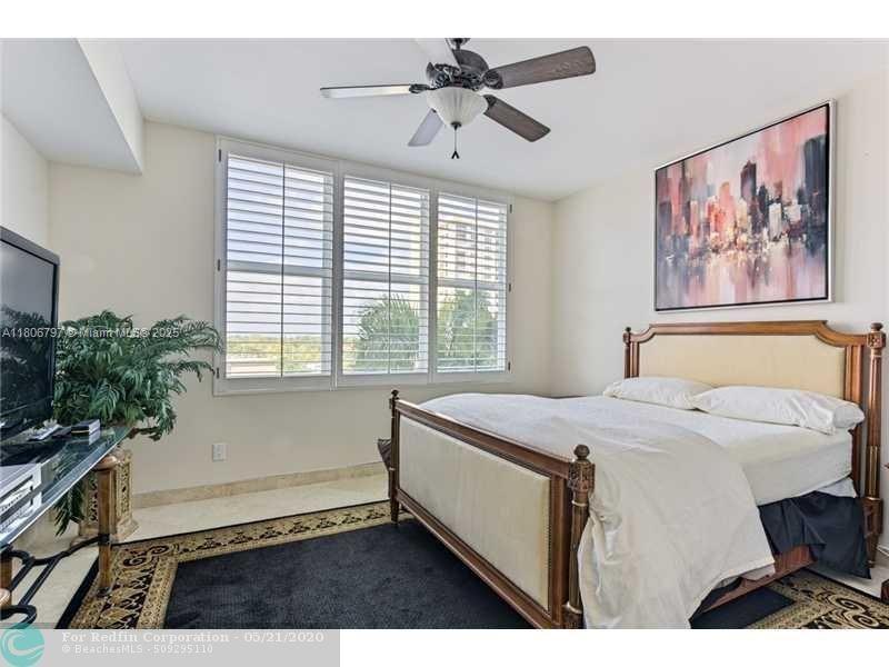 PALMS TOWER ONE CONDO - Residential