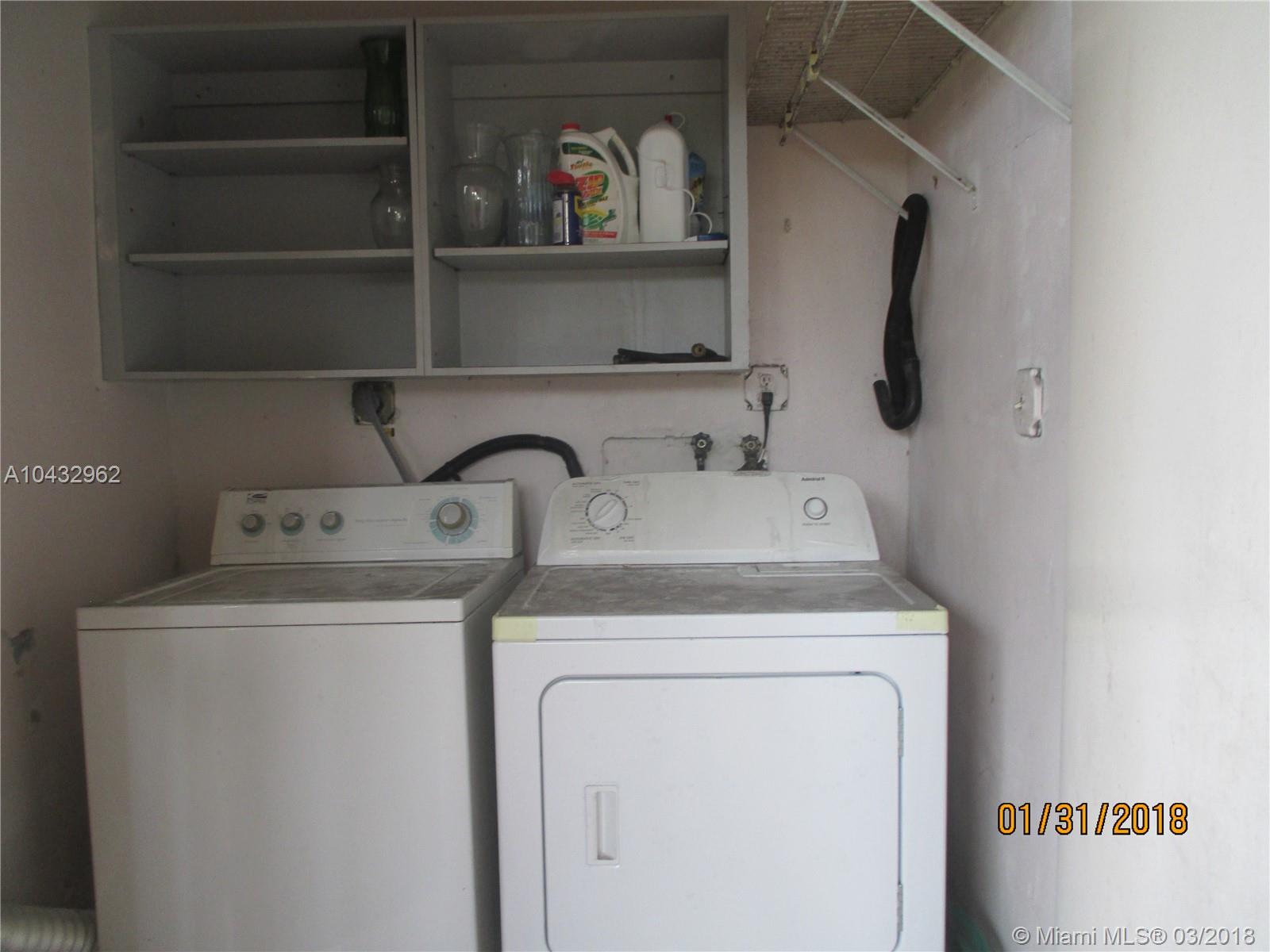 ELAN AT CALUSA CONDO V - Residential Lease