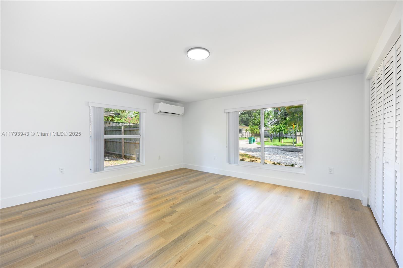 PLEASANT VILLAGE - Residential