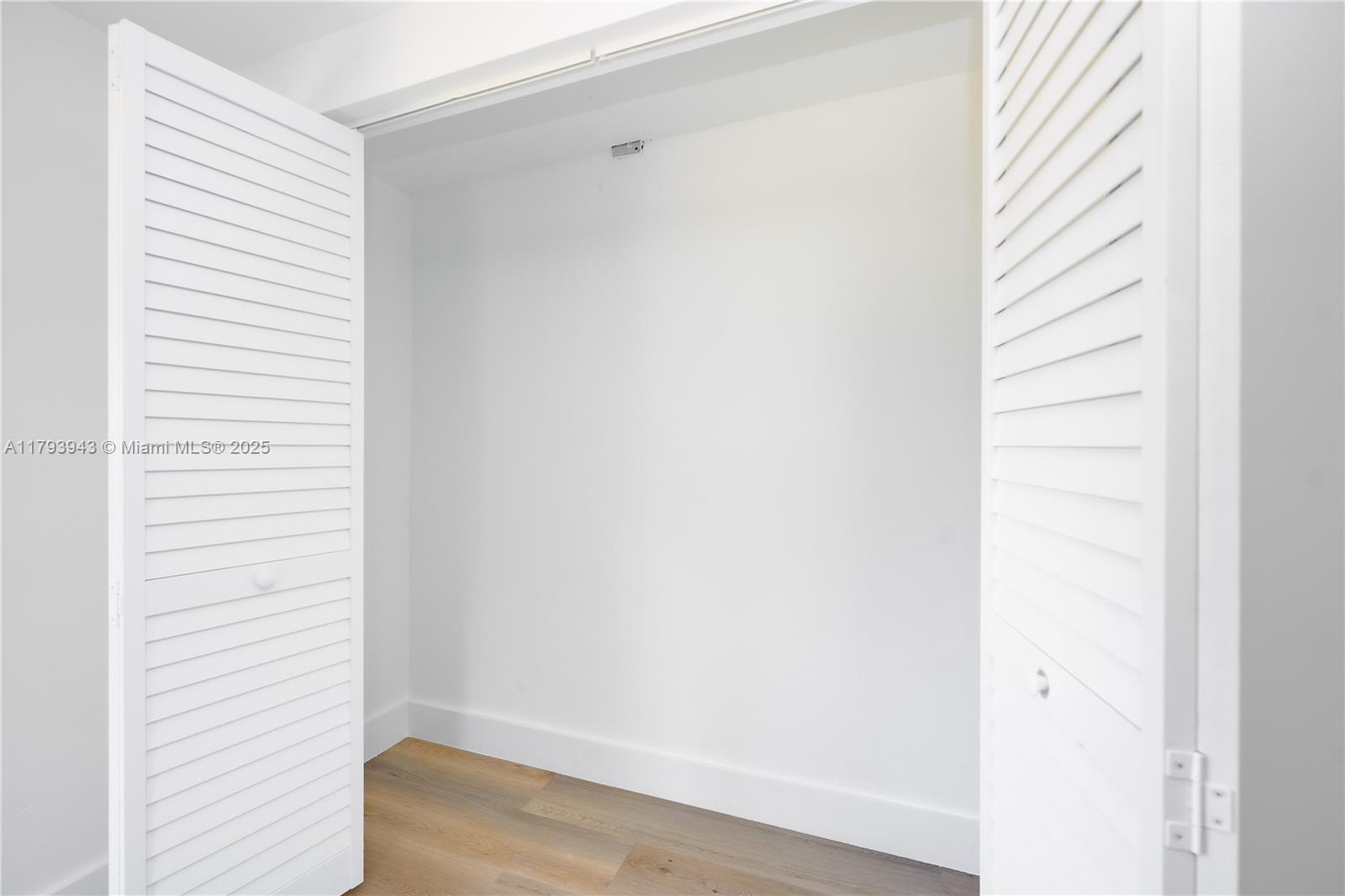 PLEASANT VILLAGE - Residential