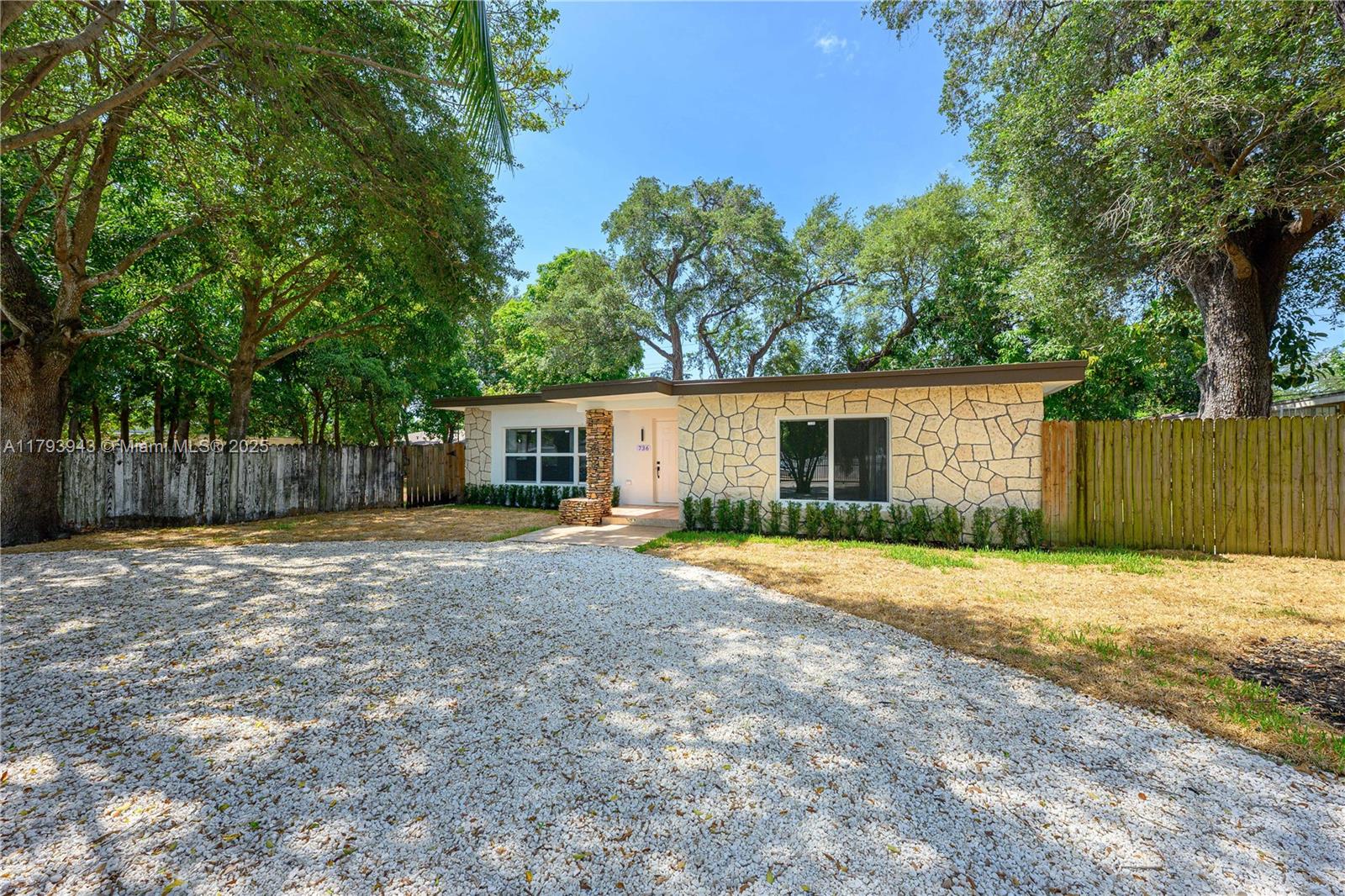 PLEASANT VILLAGE - Residential