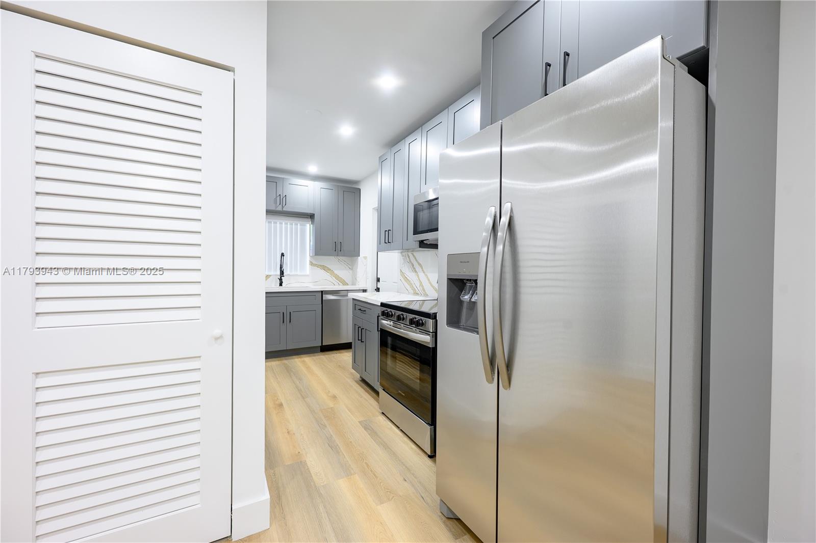 PLEASANT VILLAGE - Residential