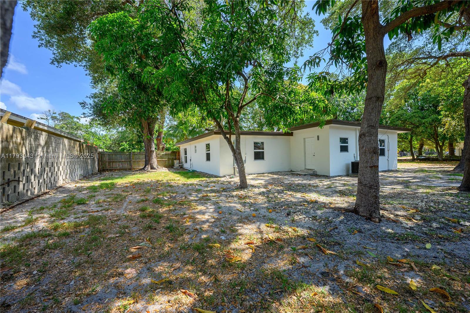 PLEASANT VILLAGE - Residential