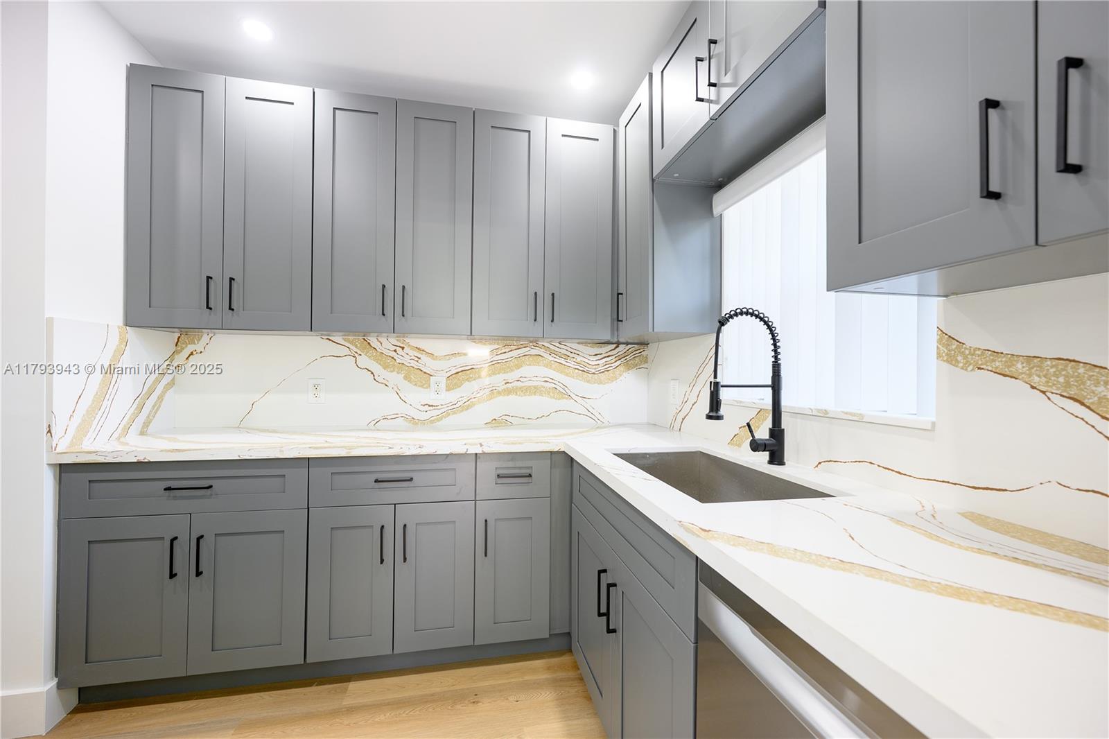 PLEASANT VILLAGE - Residential