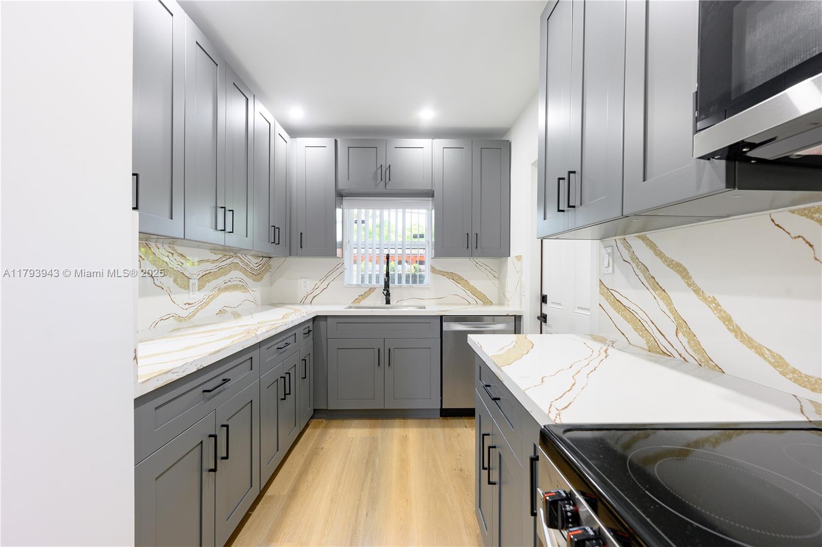 PLEASANT VILLAGE - Residential