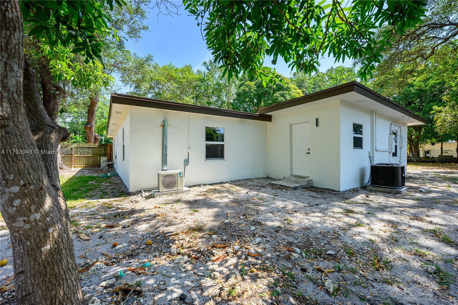 PLEASANT VILLAGE - Residential