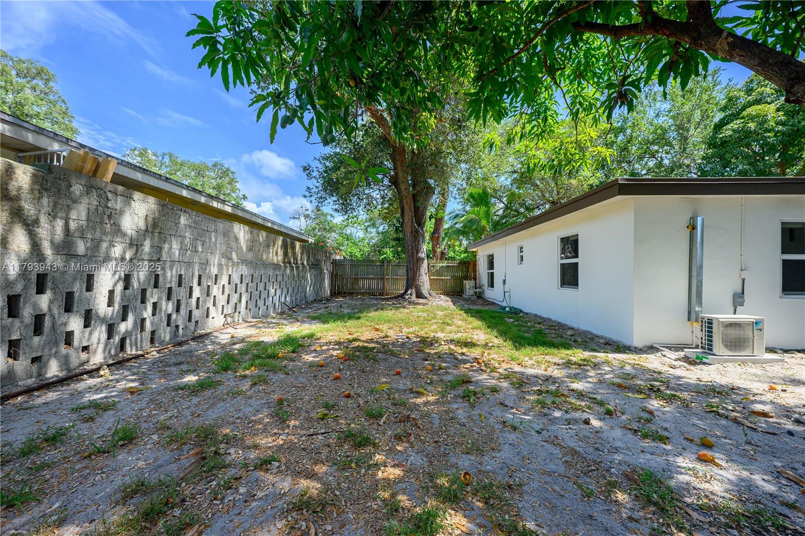 PLEASANT VILLAGE - Residential