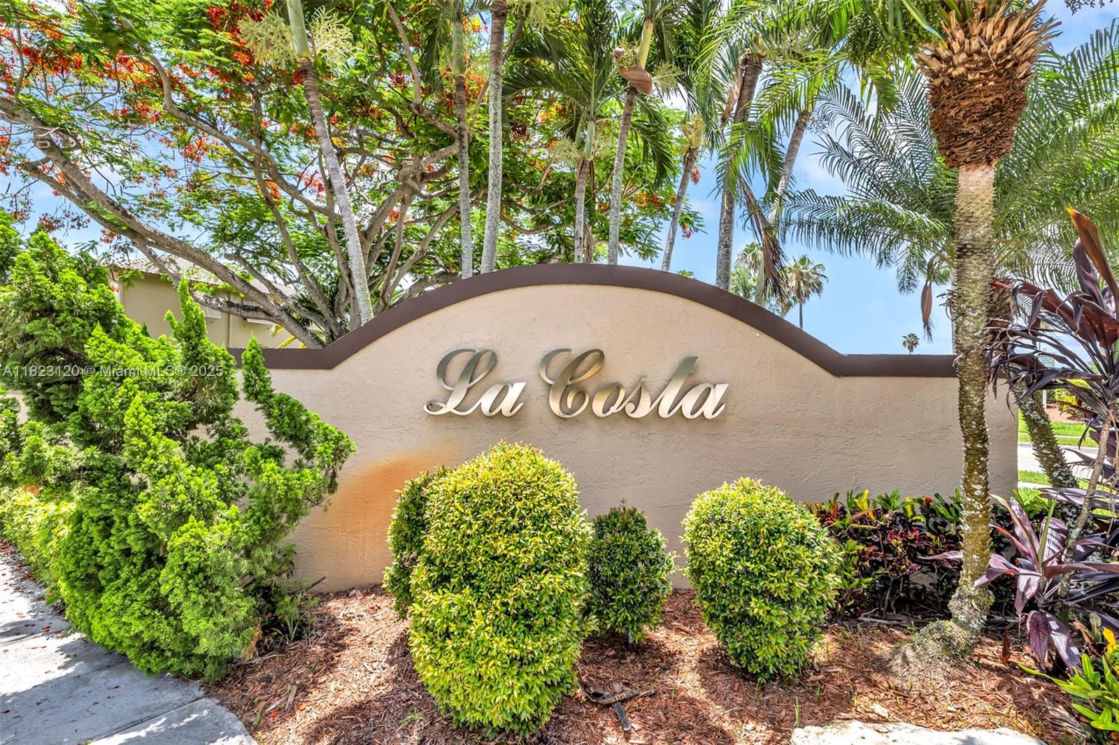 BONAVENTURE-LA COSTA - Residential