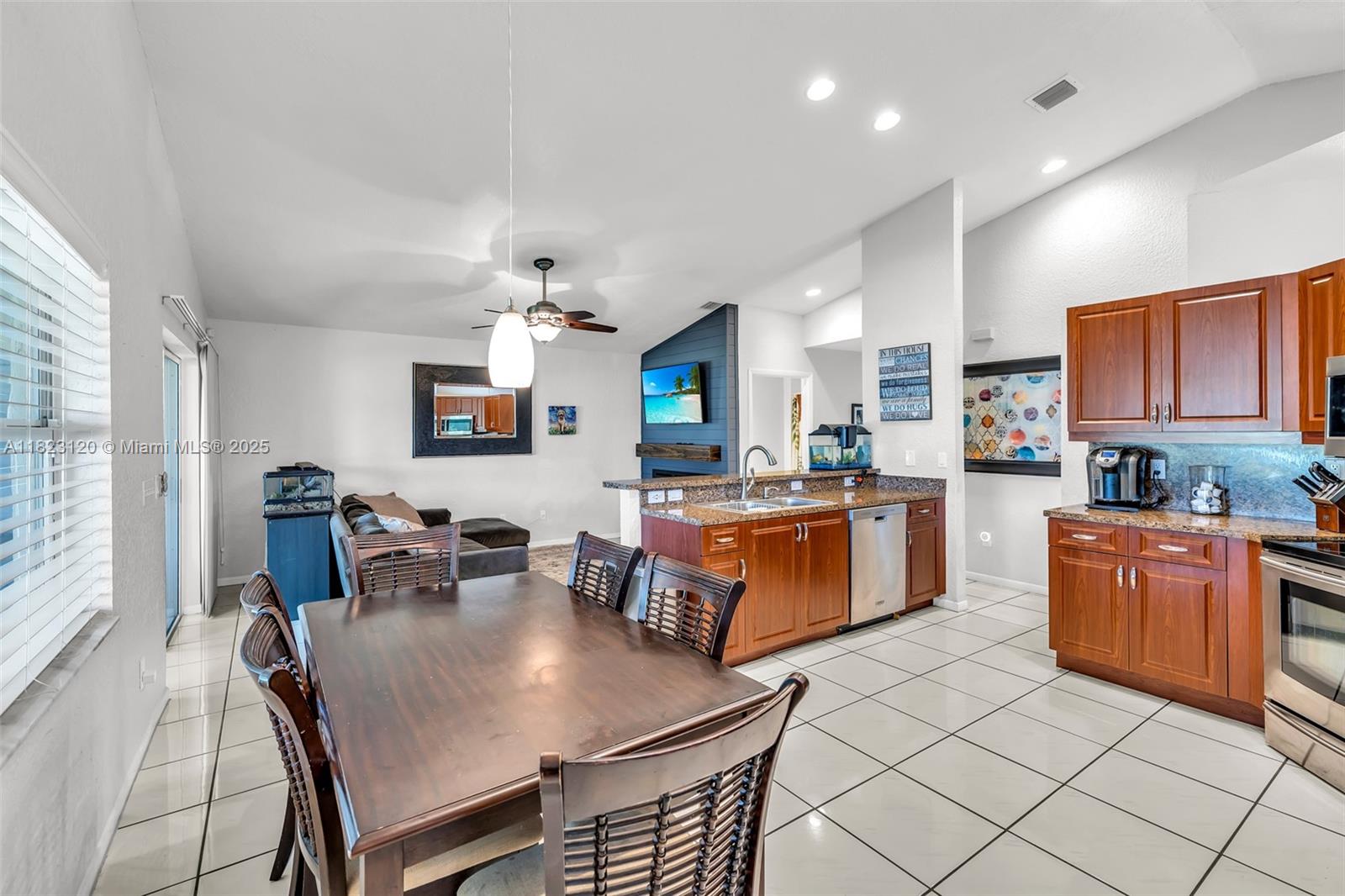 BONAVENTURE-LA COSTA - Residential