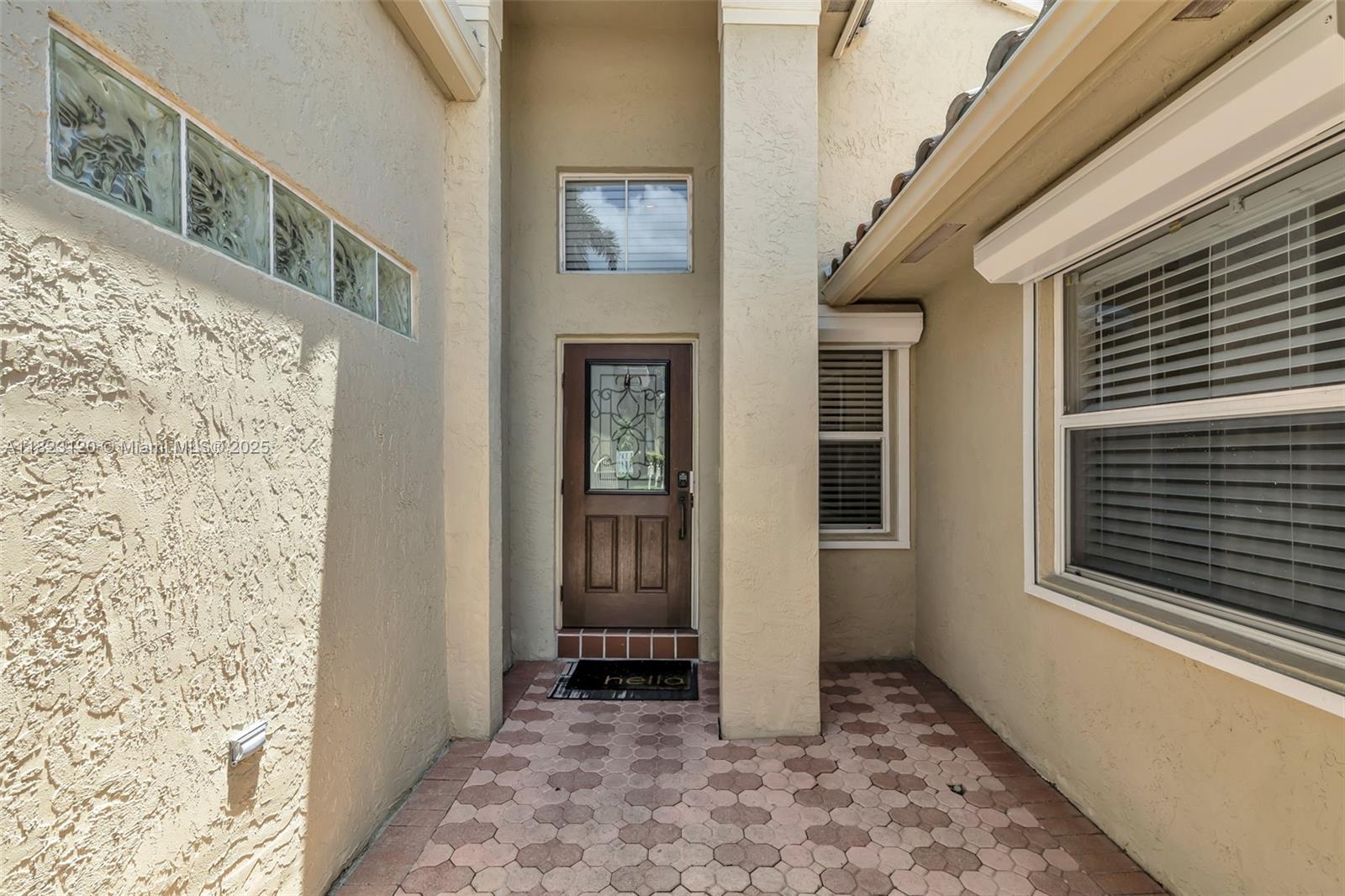 16260 La Costa Dr