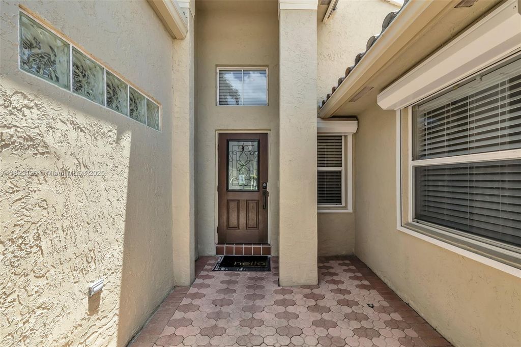 Photo of 16260 La Costa Dr, Weston, FL 33326 (MLS # A11823120)