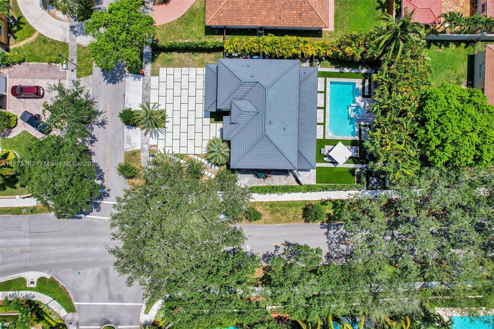 7870 NW 160th Ter