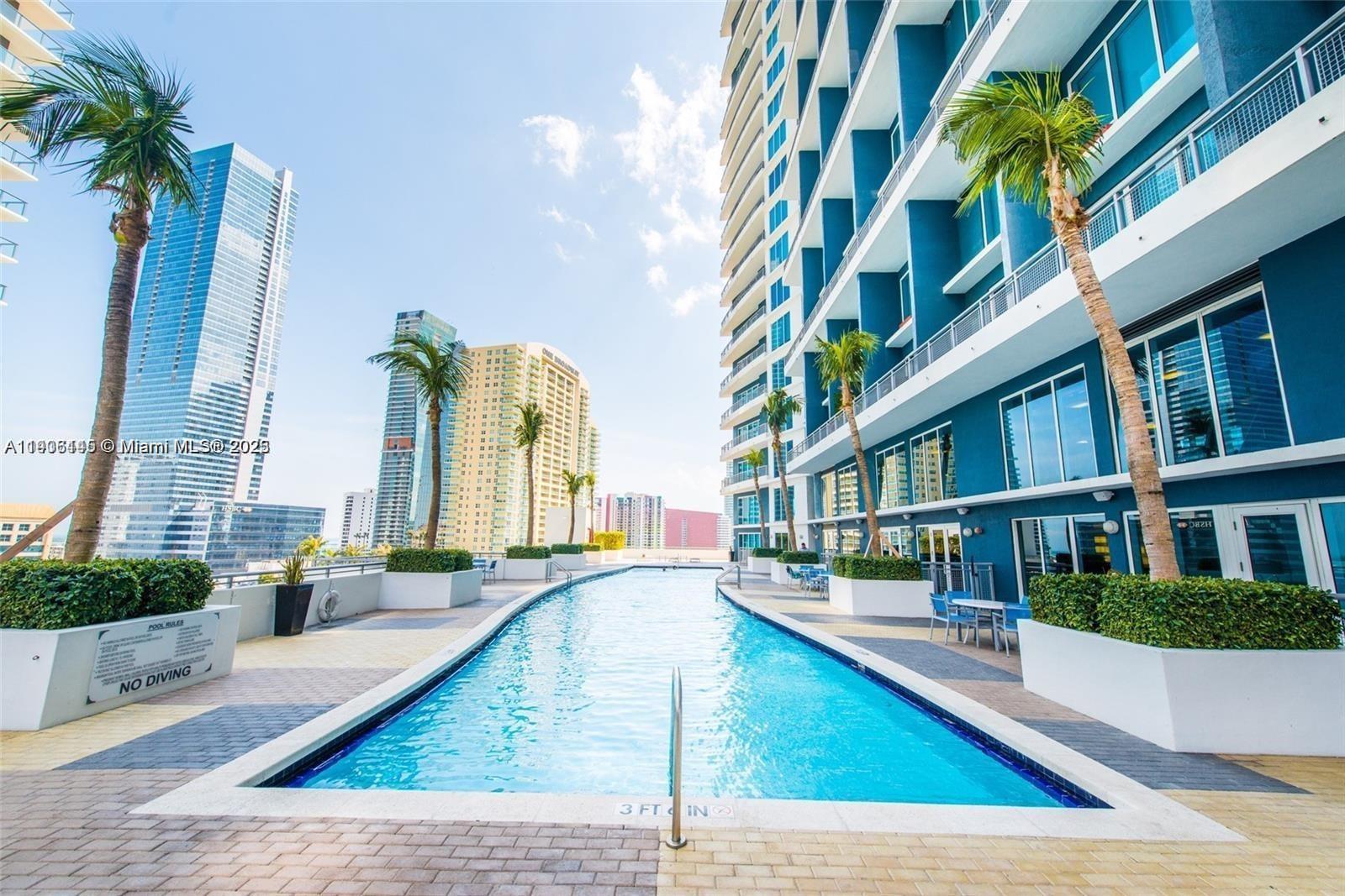 INFINITY AT BRICKELL COND - Residential