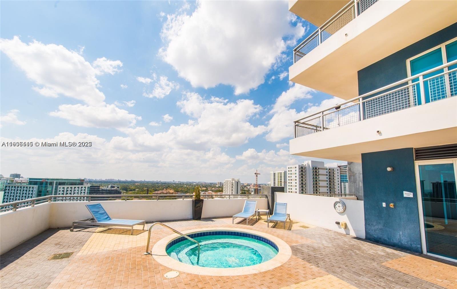 INFINITY AT BRICKELL COND - Residential