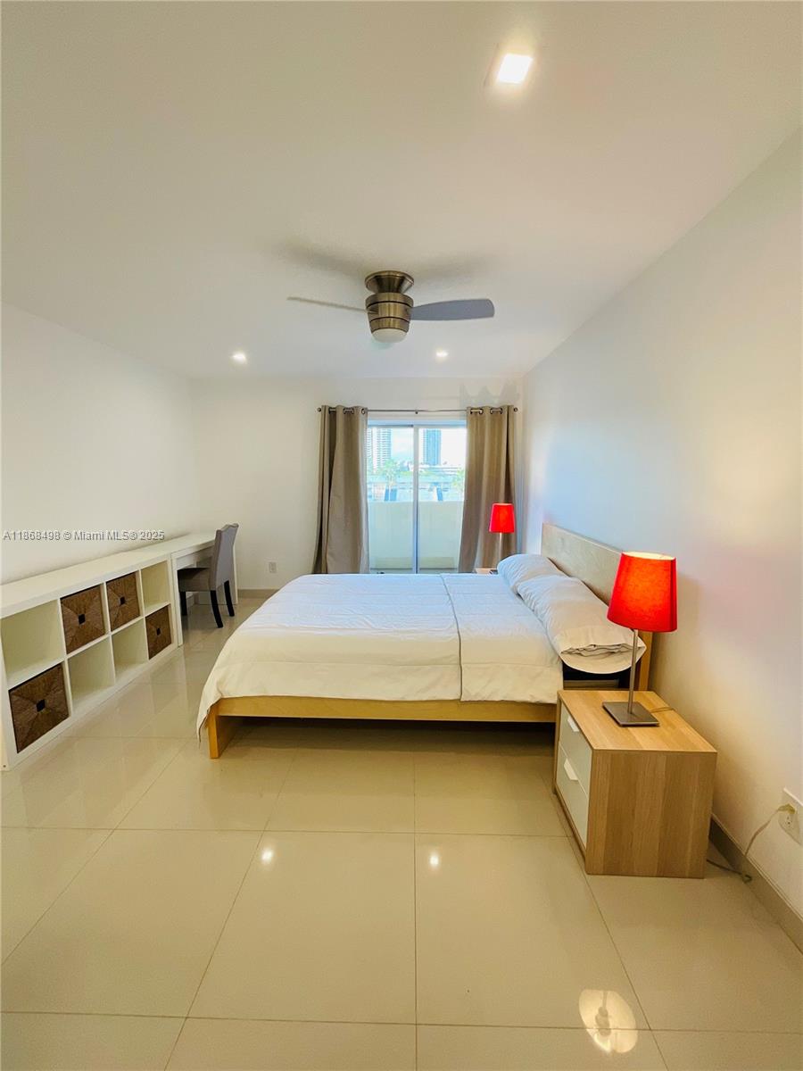 LA CANADIENNE CONDO - Residential